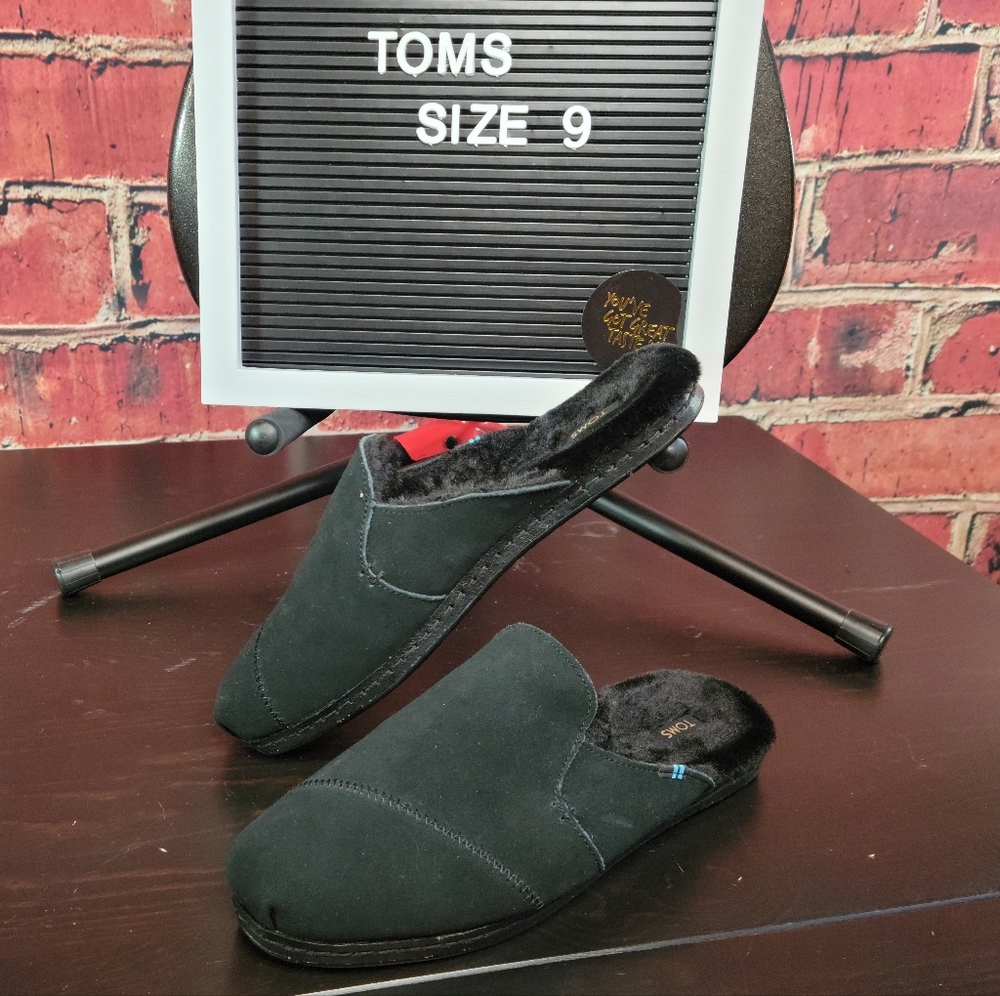 Toms Suede Slippers